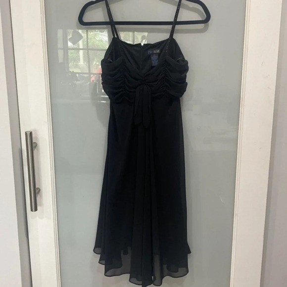 Eva Blue Women's Midi Little Black Formal Flowly Sequence Bow Dress Sz 6 - Picture 1 of 6